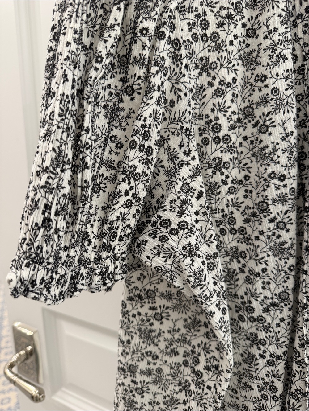 The Great - Songbird Blouse Black & White w/ Black Bows Down the back - Picture 3 of 11